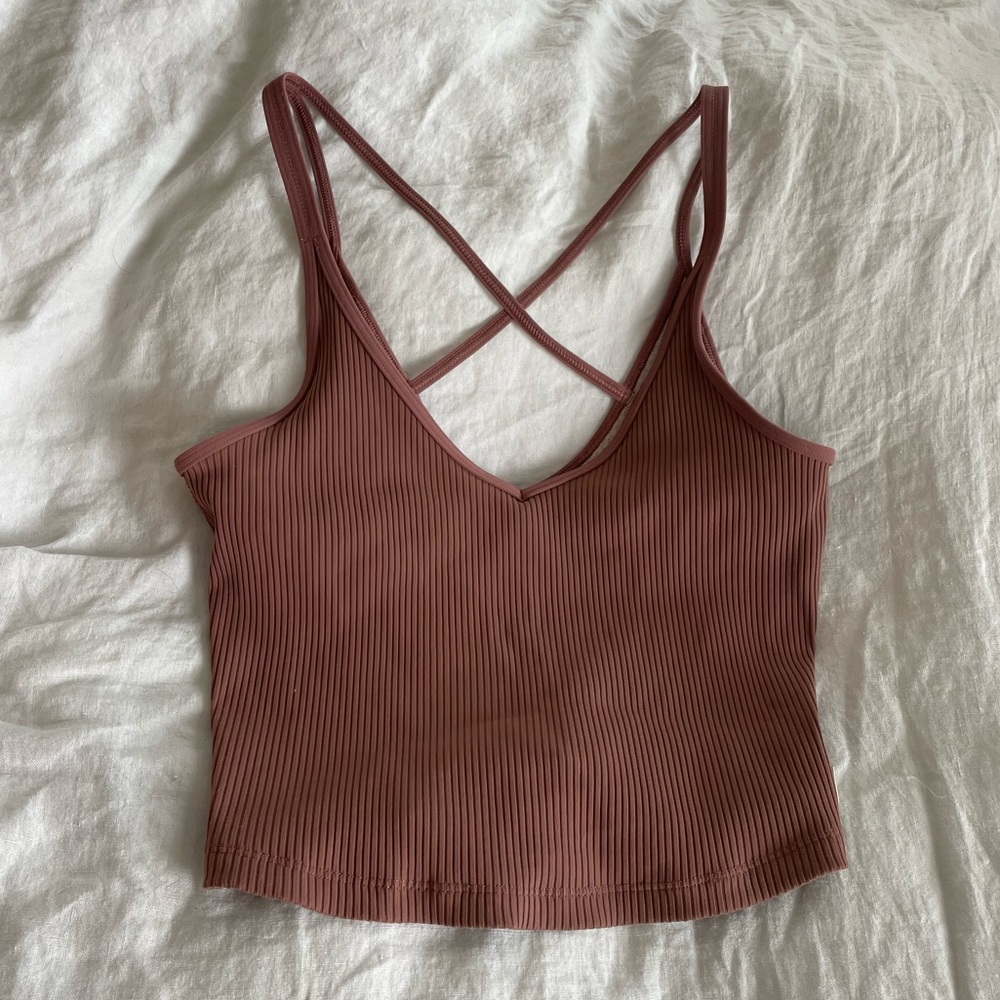 Vuori Ribbed Crop Tank - Mauve